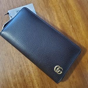 GUCCI GG Marmont zip around wallet